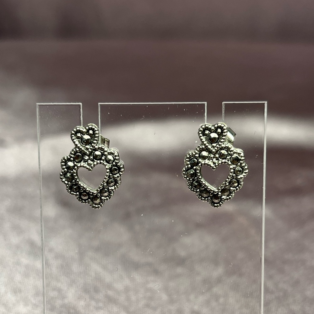 Vintage Avon Faux Marcasite Silver tone Earrings